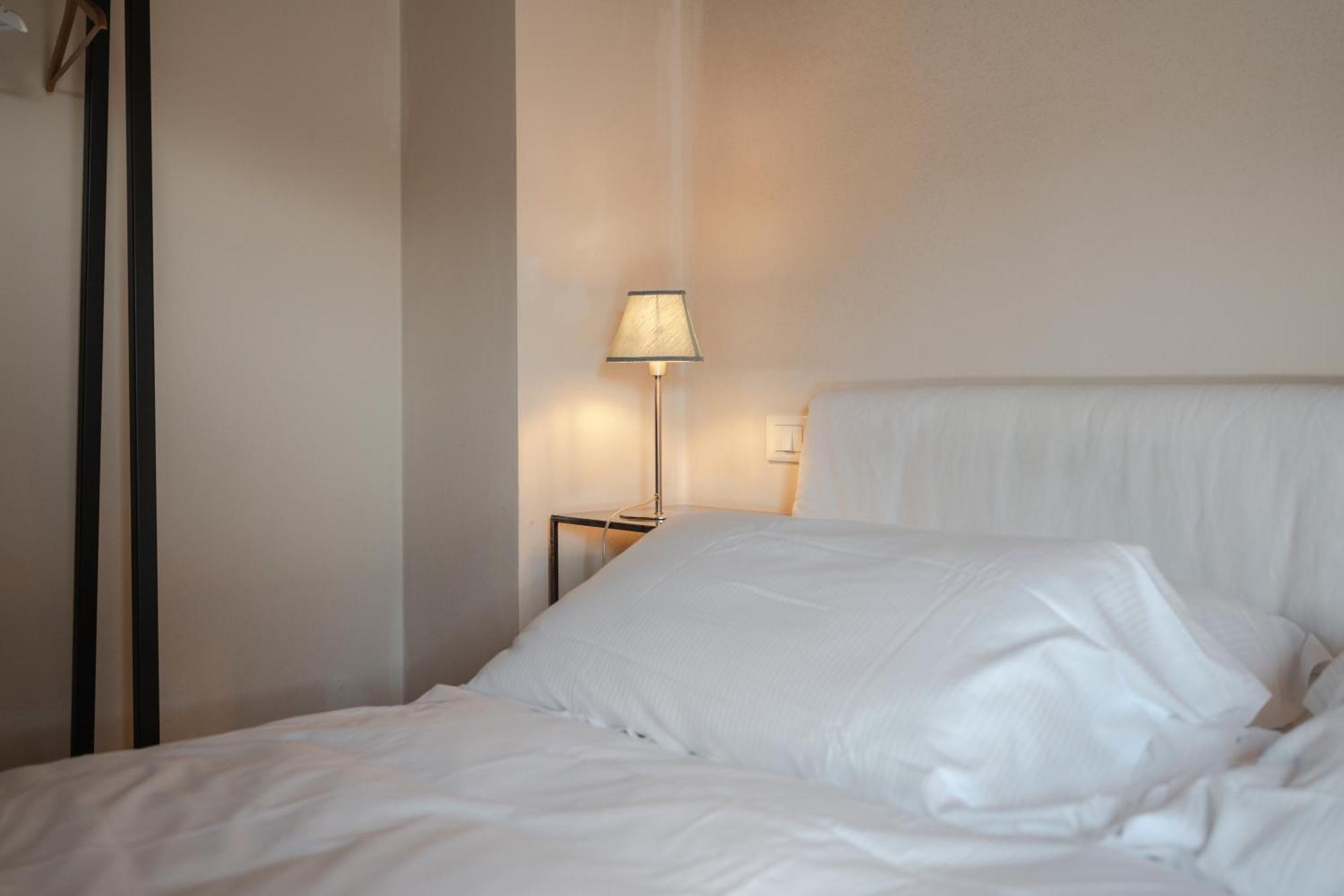 Borgo Syrah Hotel Cortona Bagian luar foto