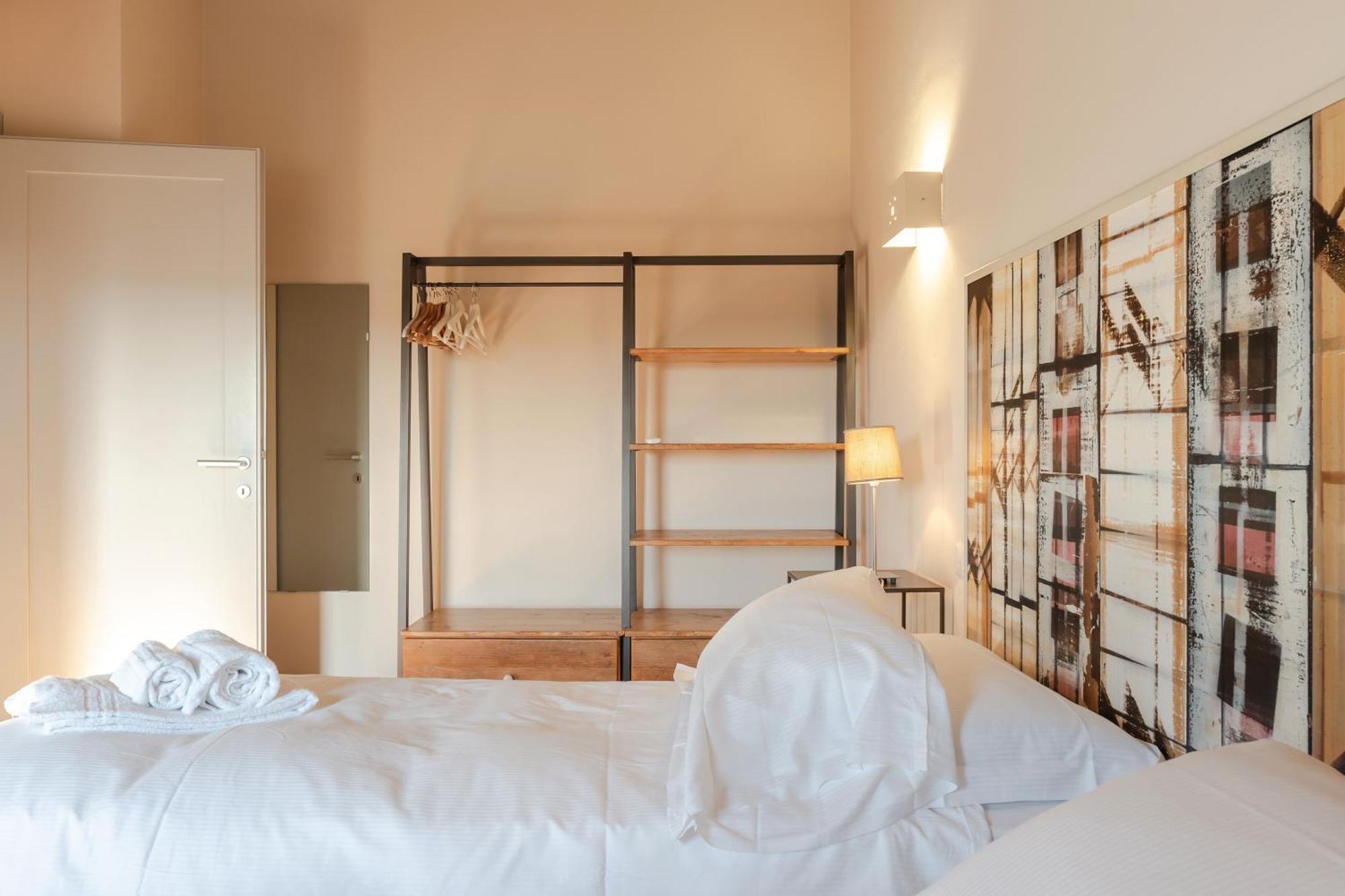 Borgo Syrah Hotel Cortona Bagian luar foto